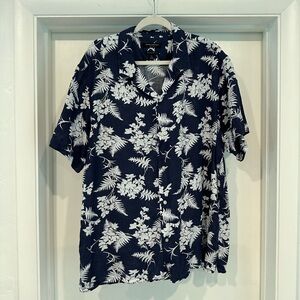 Banana Republic Linen resort shirt blue floral print XL like new condition